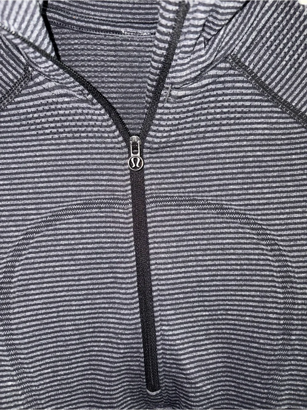 Lululemon Swiftly Tech 1/2 Zip in the 